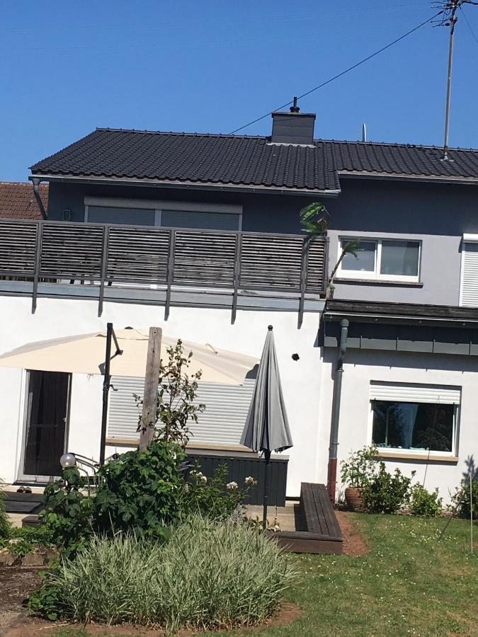 Ferienwohnung Tor zum Pfälzerwald Pirmasens Exterior foto